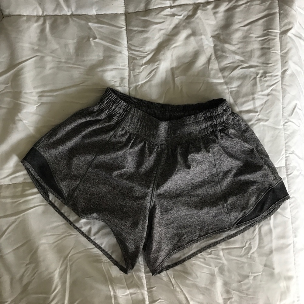 Gray lulu hotty toddy shorts